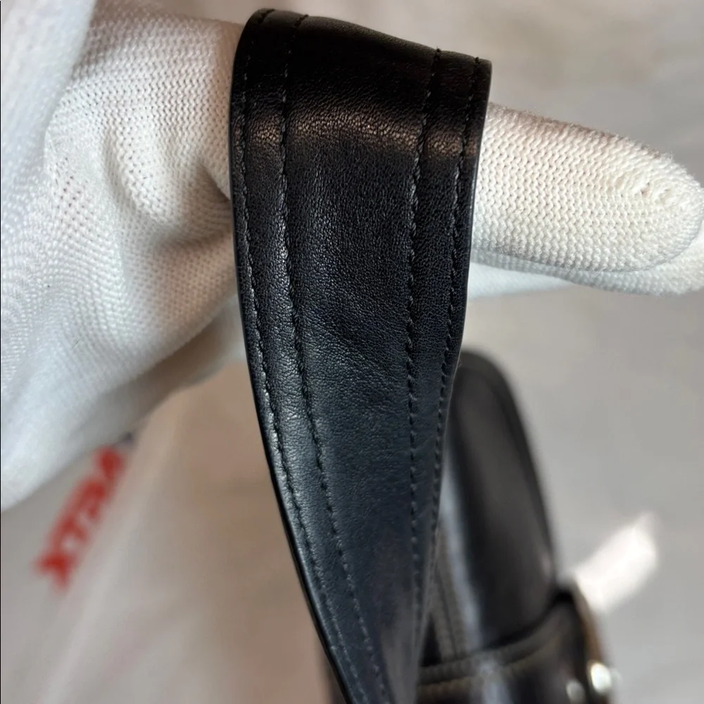 Coach Soho Baguette 2006 - Picture 9 of 17